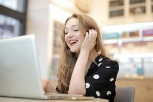 Créer une micro-entreprise en ligne : les plateformes indispensables